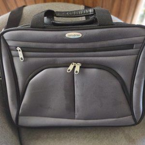 New. Samsonite 3 Compartment Laptop Case